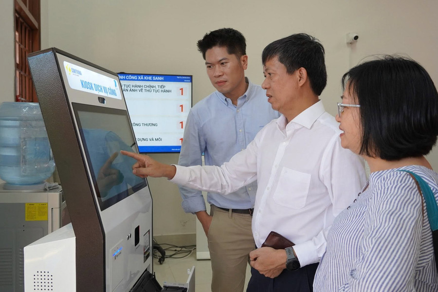 Quảng Trị đưa dịch vụ công trực tuyến đến tận thôn bản