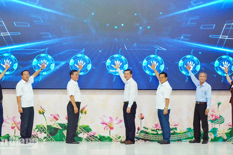 Xã Tân Hiệp, tỉnh An Giang ra mắt hai cổng điện tử phát triển chính quyền số, kinh tế số