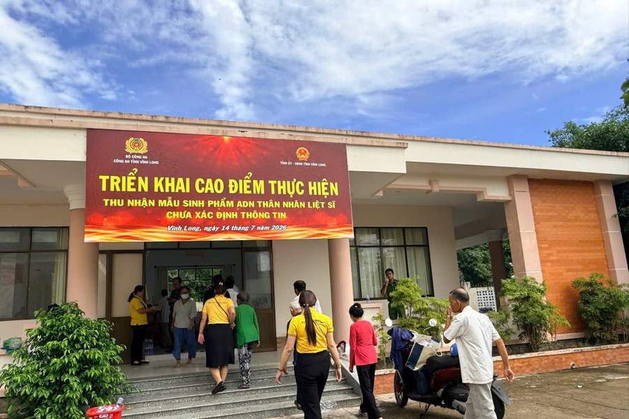 Tuổi trẻ Bưu điện tỉnh Vĩnh Long, An Giang chung tay tri ân các anh hùng liệt sĩ