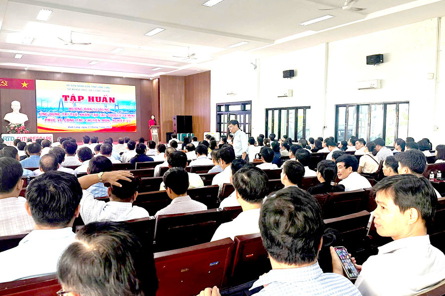 Vĩnh Long tập huấn cho hàng trăm cán bộ về ứng dụng AI trong quản lý, điều hành