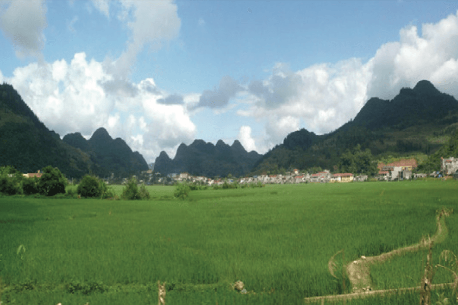 Đặc điểm cấu trúc địa chất - kiến tạo tỉnh Lào Cai và sự phân bố tài nguyên du lịch tự nhiên