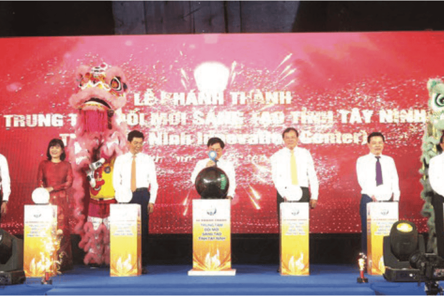 Tây Ninh đẩy nhanh chuyển đổi số dựa trên 3 trụ cột: chính quyền số - kinh tế số - xã hội số
