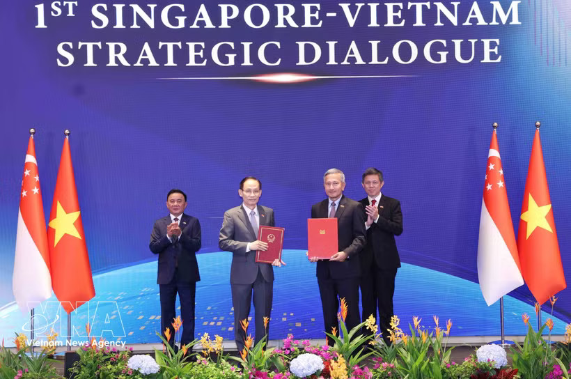 Vietnam, Singapore issue Joint Statement on Technology Connectivity Strategy