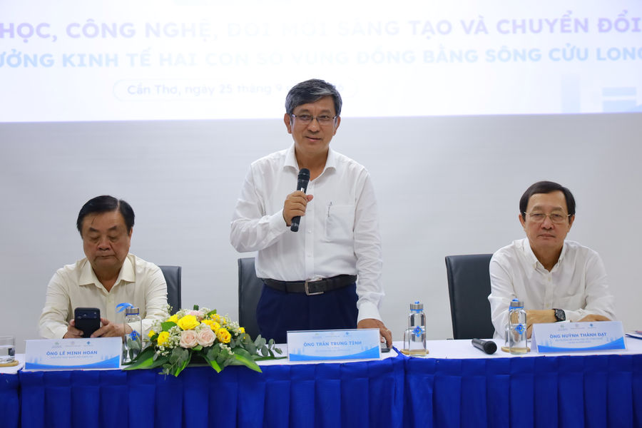 Đưa KHCN, ĐMST và chuyển đổi số vào giải quyết các bài toán lớn